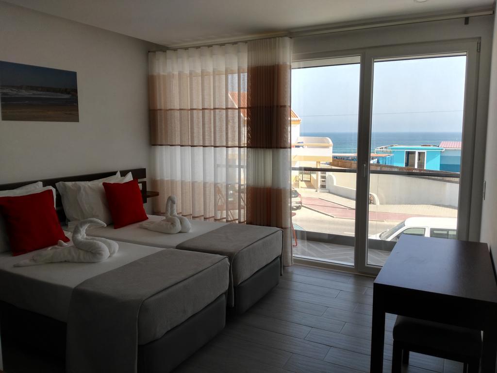 Baleal 4 Surf Hotel Ngoại thất bức ảnh